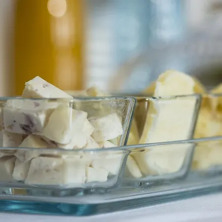 R40 Vendeghaz بيت ضيافة 3*